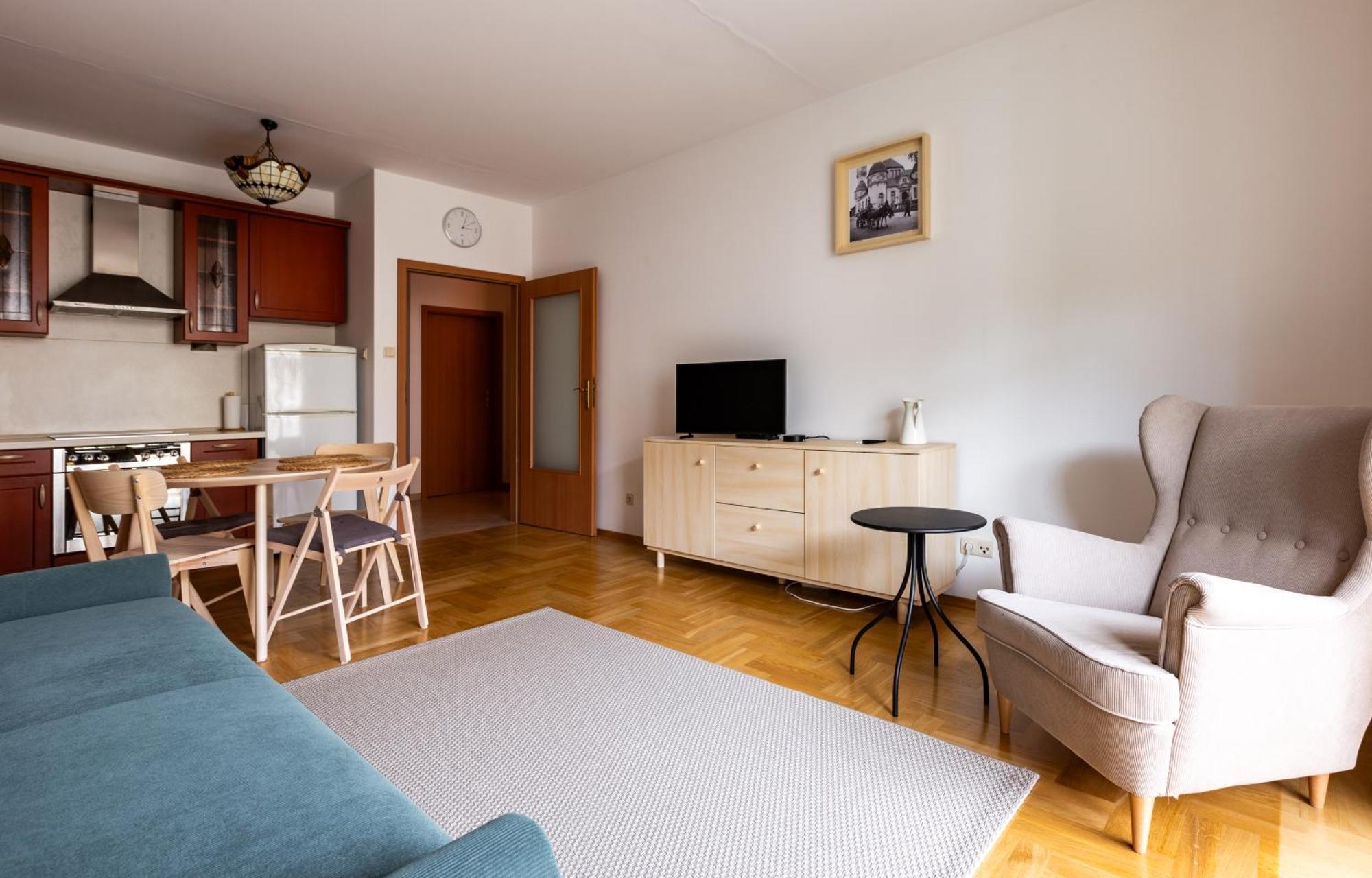 Centre Apartment *